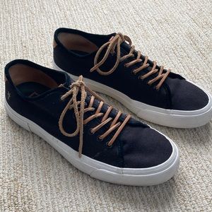 Frye Mens Low top canvas sneakers